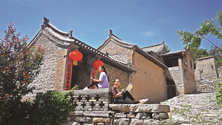 南障城镇吕家村一角 通讯员 王保龙摄 南障城镇吕家村一角 通讯员 王保龙摄