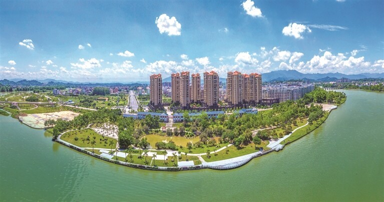 长泰区天蓝、水碧、城美通讯员 连俊清摄