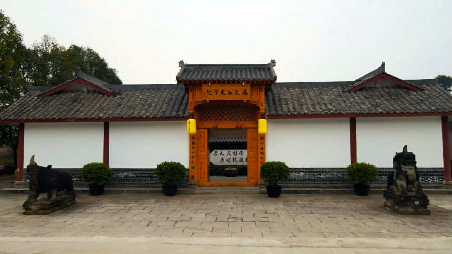 图为嘉陵江文学院 （韩静 摄）