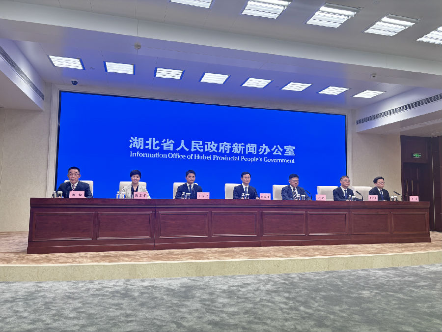 图为出席发布会的嘉宾（余惠玲 摄）