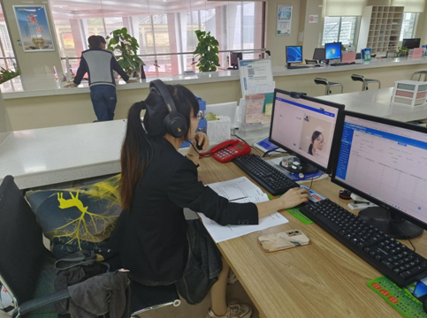 无接触视频连线服务 （程雅丽 摄）