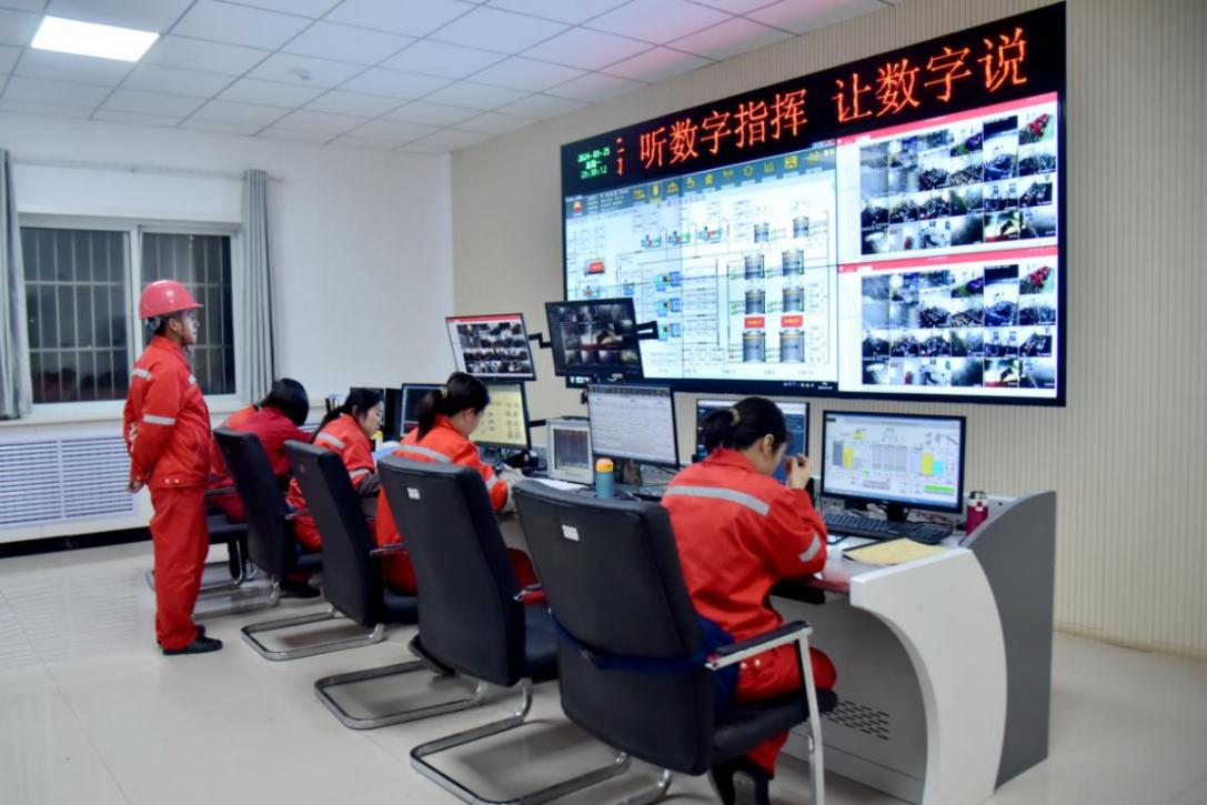 各司其职（李文玉 摄）