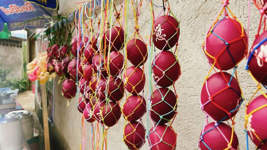 红蛋串（洪樱绮 摄）