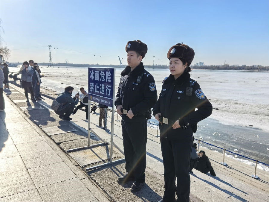 道里分局增加巡控频次密度（刘帅辰 摄）