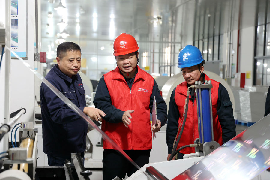 “企电保”6+1让企业感受到“保姆式”的电力服务。（孙巧燕 摄）