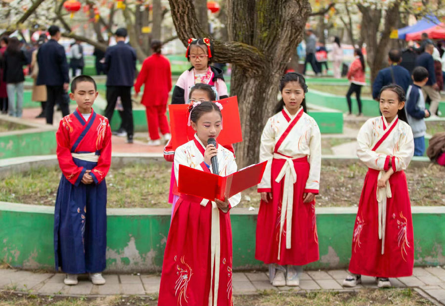 阅读会现场 （杨具才 摄）