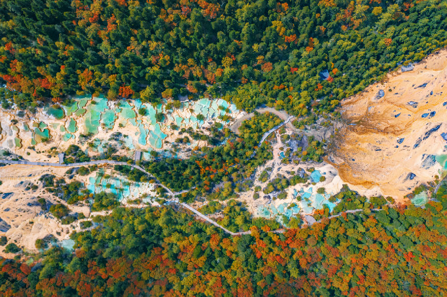 黄龙秋日美景（杨友利 摄）