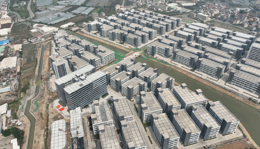 龙海万洋众创城一期 （汪碧海 摄）