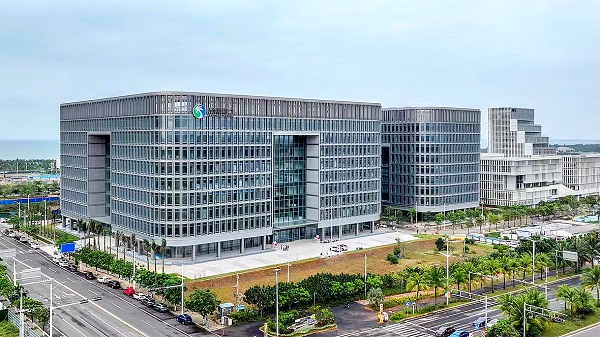 航拍海南银行大厦（李锦辉 图）