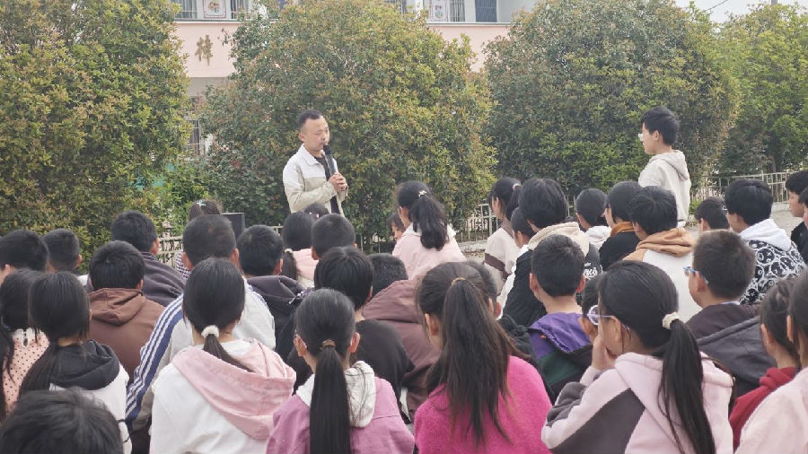 活动现场(黄颖 摄) 活动现场(黄颖 摄)