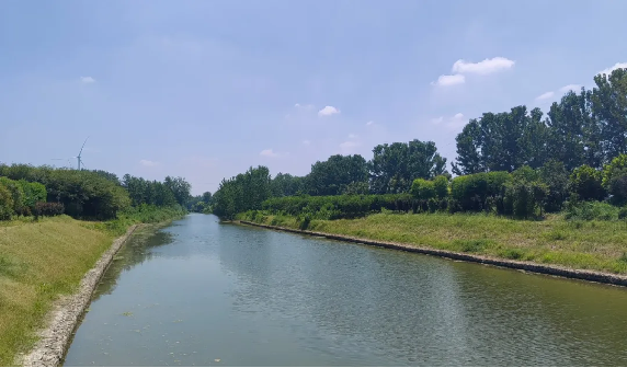 风景如画的李集镇潼河生态缓冲区(赵磊 摄)