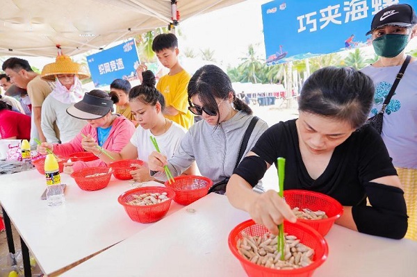 巧夹海鲜（卓霖霖 摄）