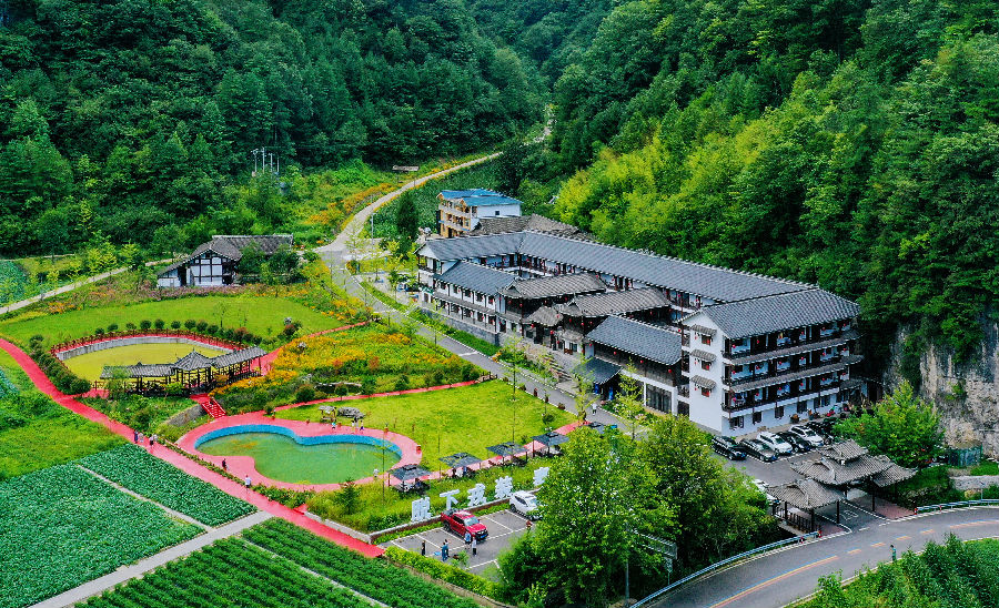 一房难求的曾家山民宿（张敏 摄）