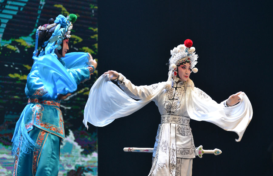 “昆曲小镇 大雅巴城”2024昆山巴城·重阳曲会开幕现场（张伟伟 摄）