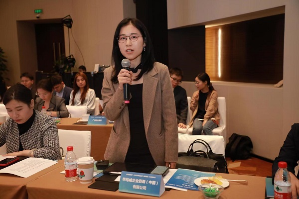 企业代表发言（陈建峰 摄）