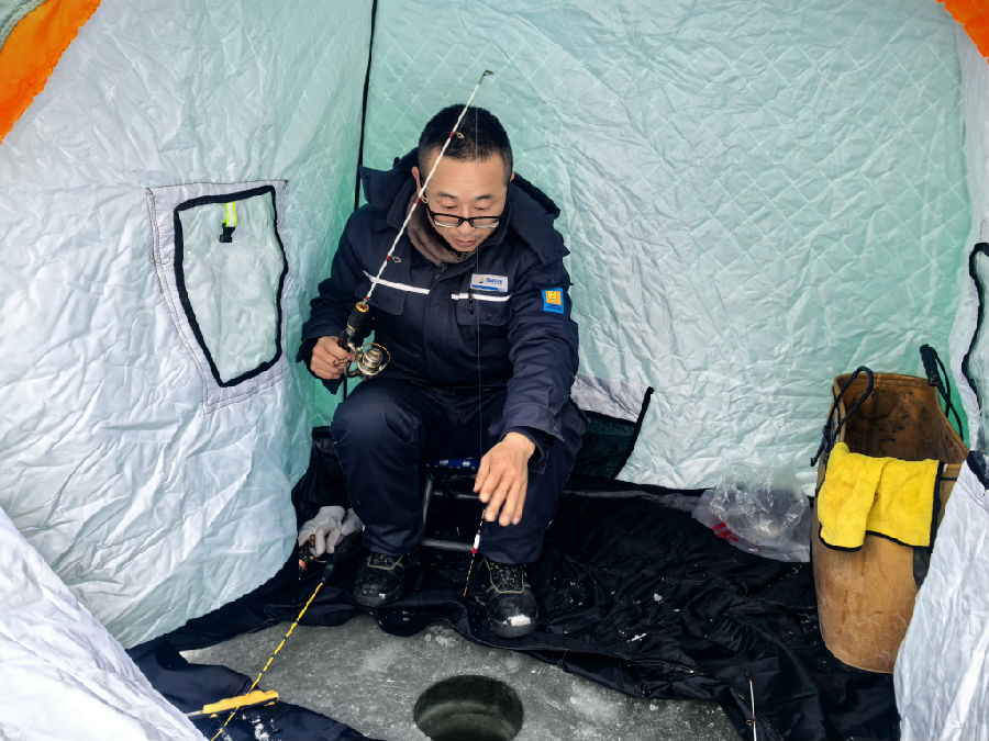 冬钓现场（查燕荣 摄）