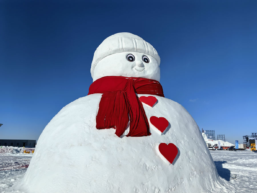 雪雕（宫立灵 摄）