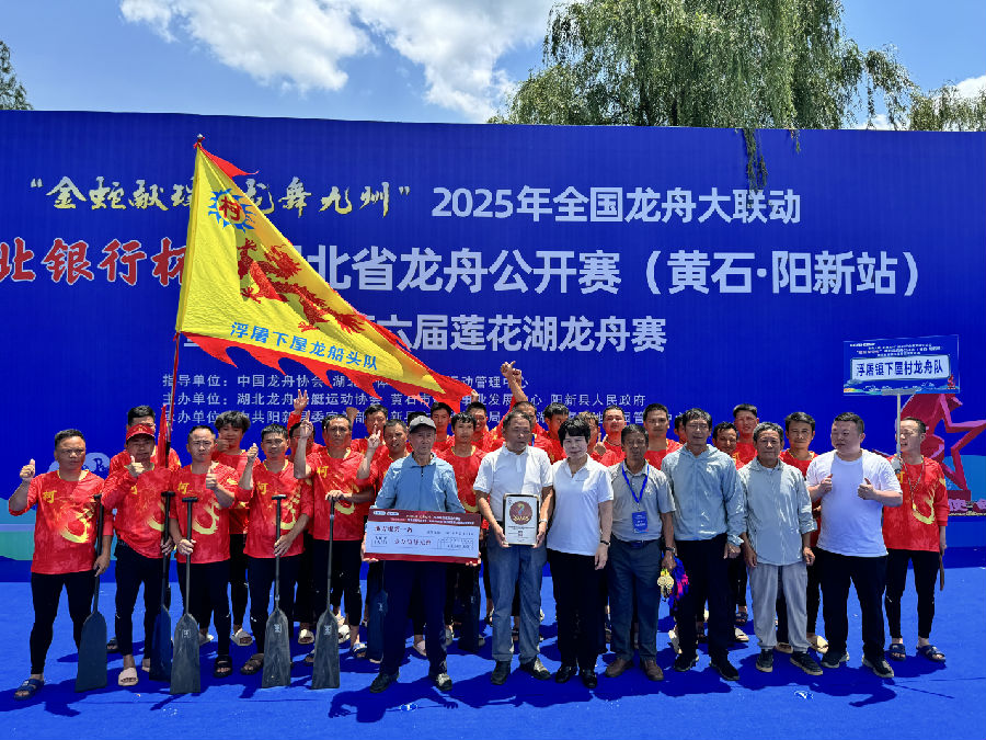 地方组第一名获得者们（石蕾 摄）