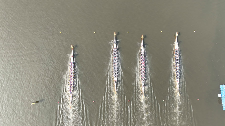 龙舟比赛现场航拍图（石欢 摄）