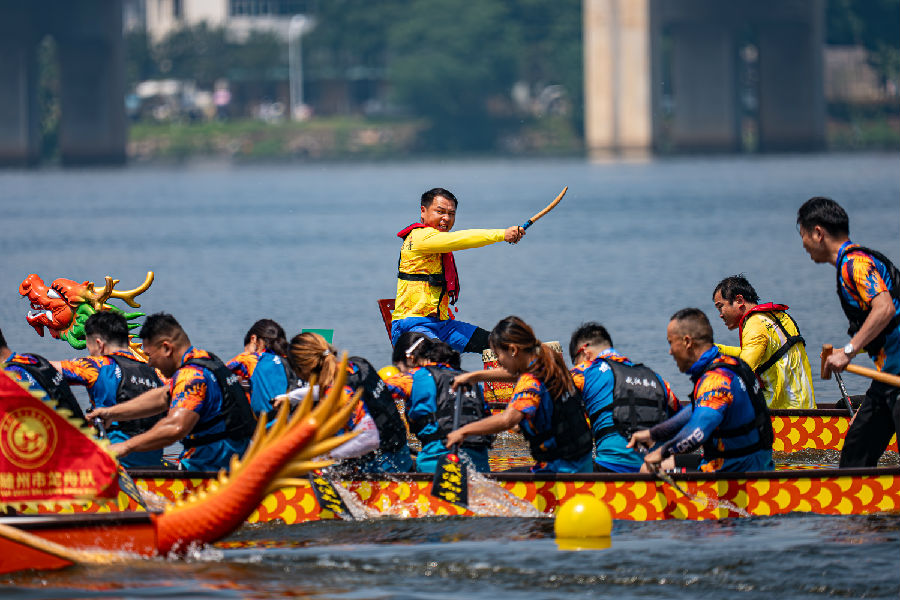 比赛现场气氛热烈（石教星 摄）