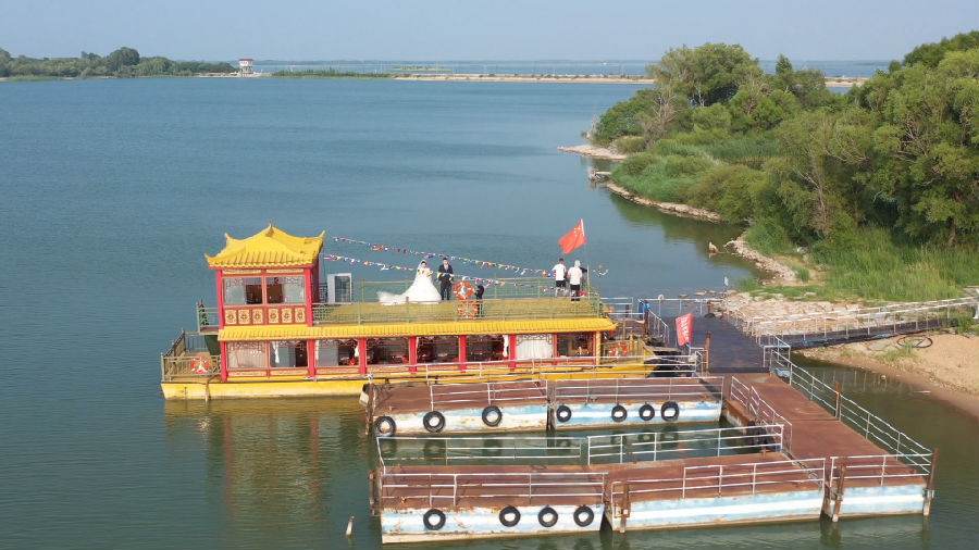 通榆县2025年“我心向海·最美七月”主题文旅系列活动启幕（苑望 摄）