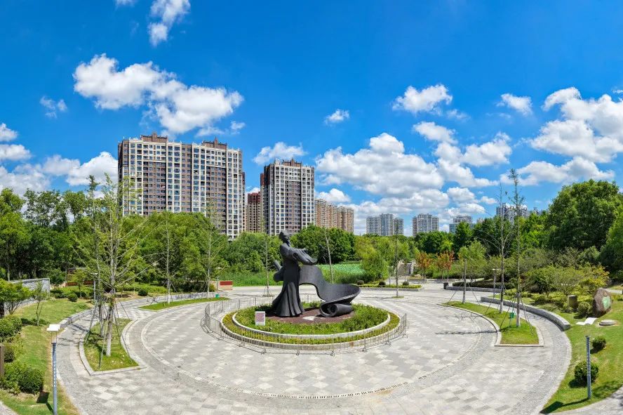 千灯镇镇区一角（汪宇陆 摄）