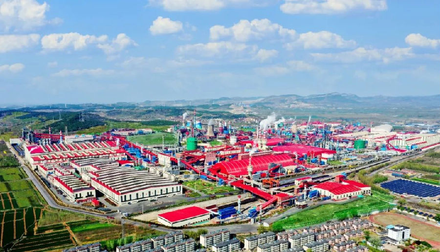 石横特钢集团有限公司全景（于学山 摄）