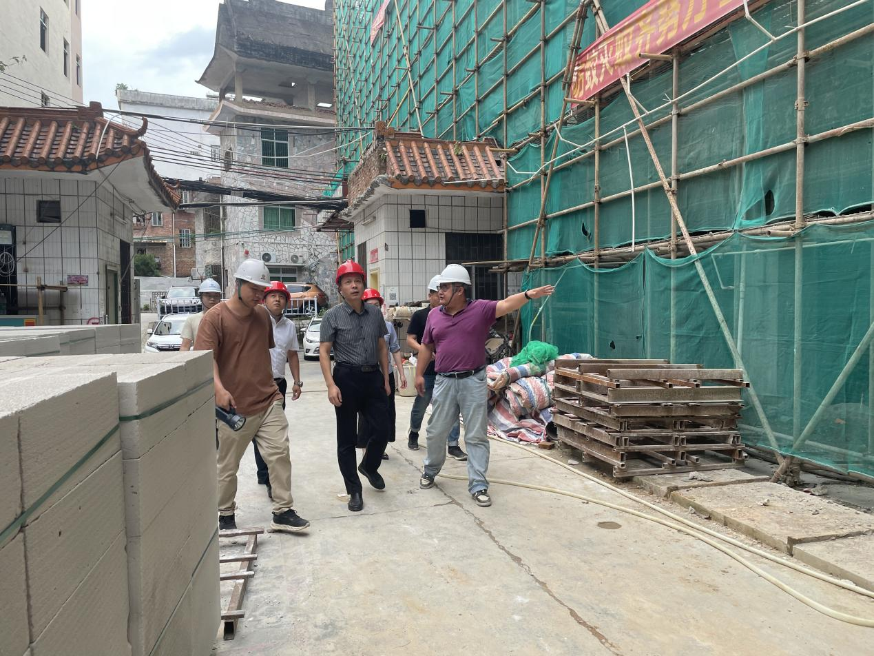 邮储银行云浮市分行行领导带队开展重点领域风险排查 （徐志平 摄）