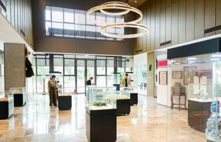 市民参观皖南民俗博物馆（熊俊焜 摄）