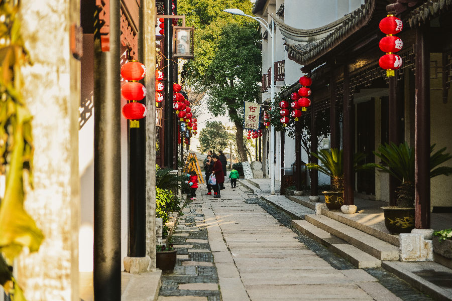 巴城老街（陆飞 摄）