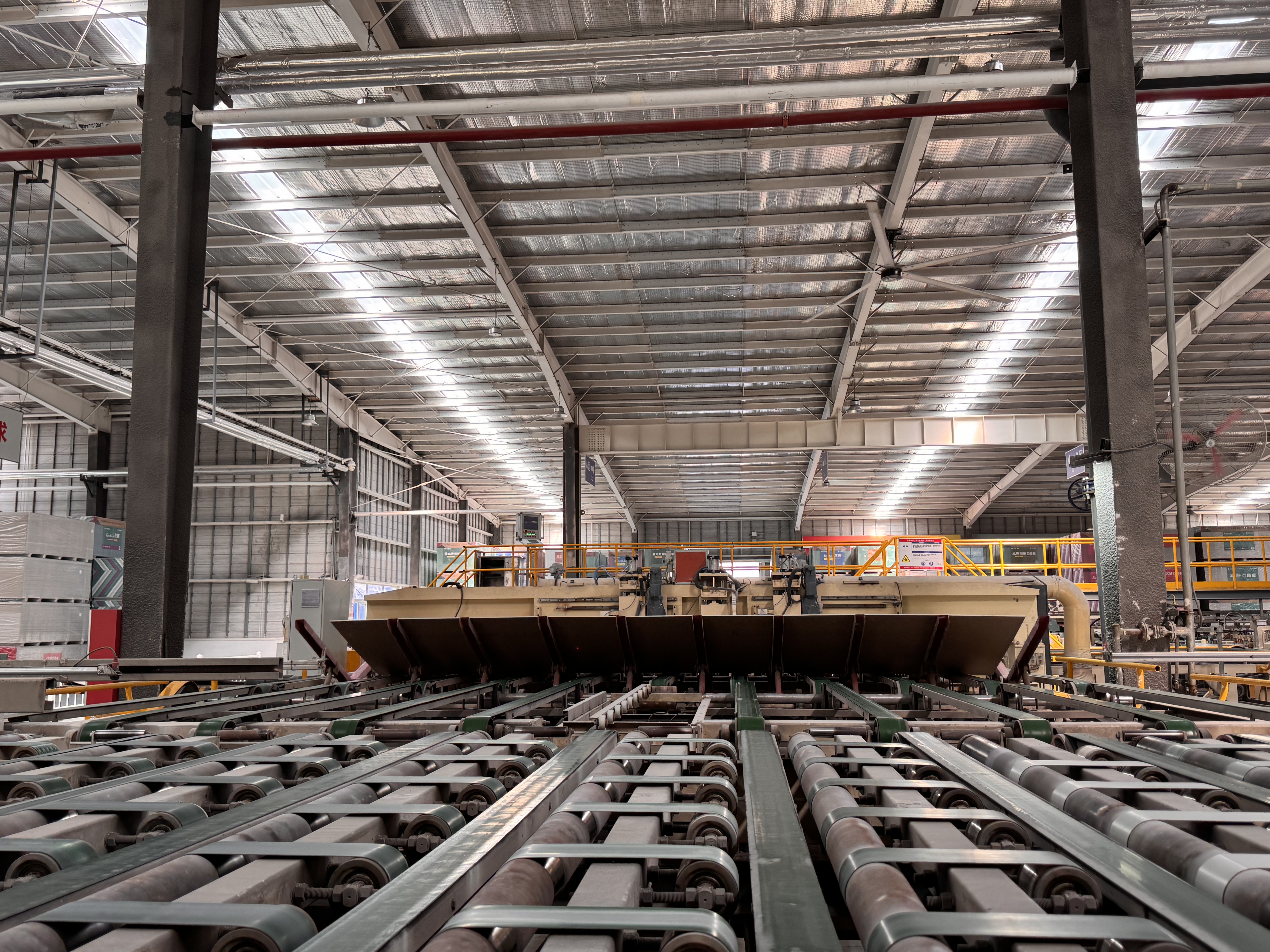 工厂生产车间一角。（张亚楠&nbsp;摄）