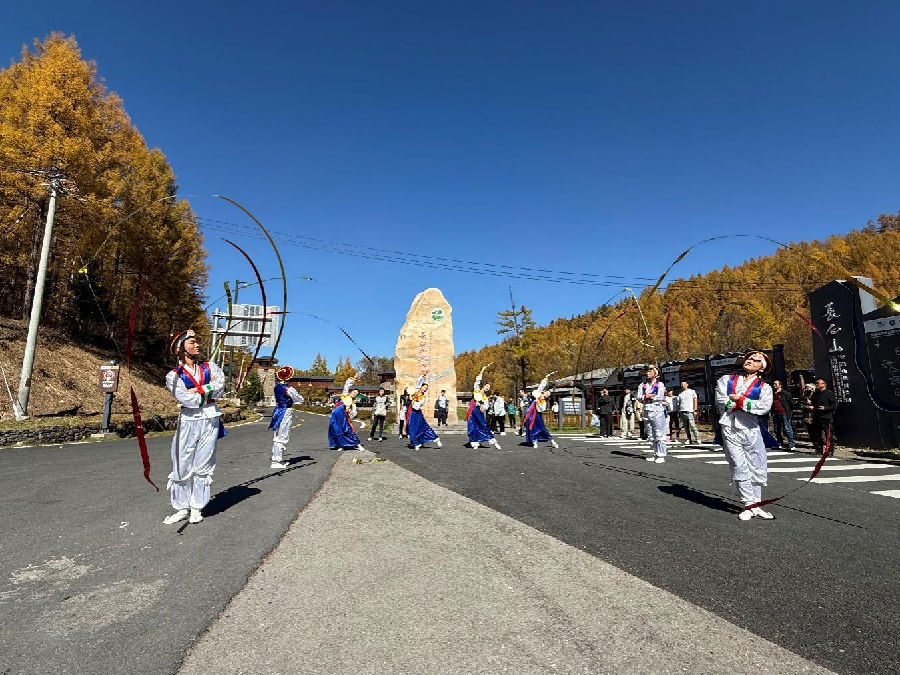 长白精心筹备了一系列富有民族特色的文化体验活动（应晨龙 摄）