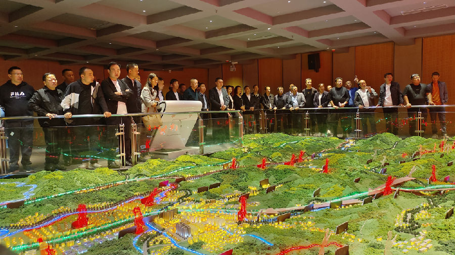 鄂豫陕革命根据地纪念园多形态展示增强游客互动体验。（徐光意 摄）