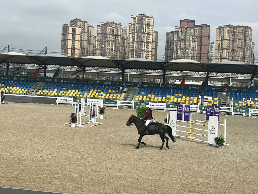 成都马术超级联赛（简雪艳 摄）