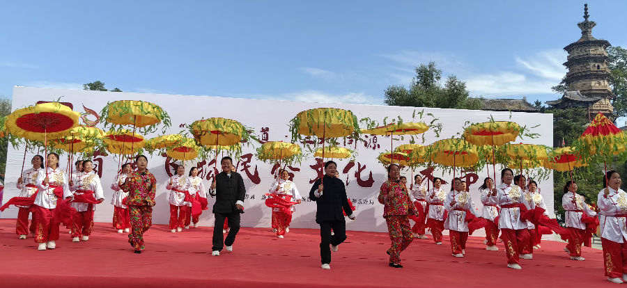 艺术节展演现场（马明清 摄）