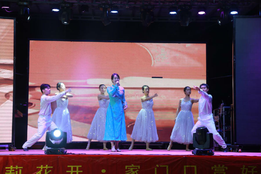 演出现场图（赵梦雅 摄）