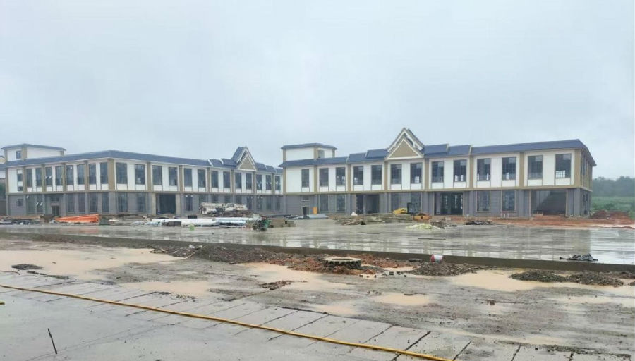 勐龙公铁联运冷链物流仓储目建设中 （王嘉瑞 摄）