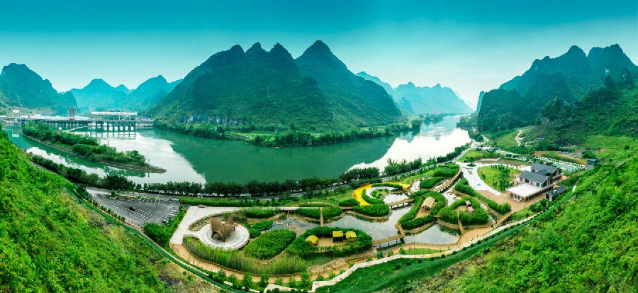 红水河——乐滩水电站一带（蓝春青 摄）