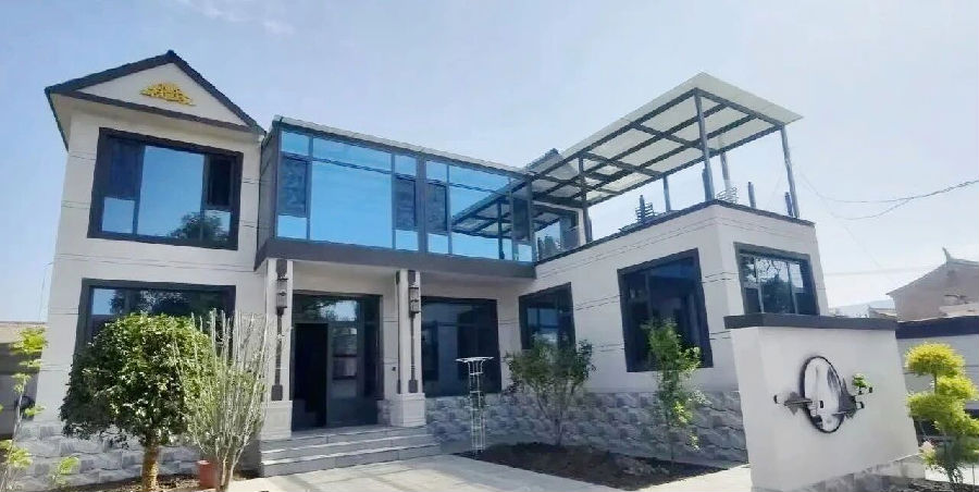 临洮县八里铺镇王家磨村村民王志和新房（缪淑英 摄）