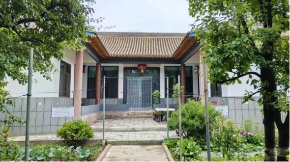 临洮县八里铺镇水渠村村民安冬梅新房（杜建琴 摄）