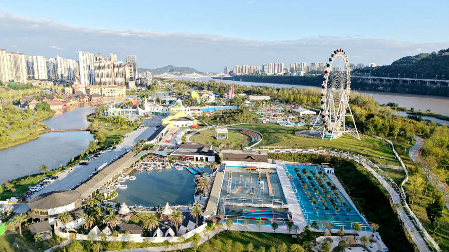 满福坝“春风十里”城市文旅综合体开园迎客(高林阳 摄) 满福坝“春风十里”城市文旅综合体开园迎客(高林阳 摄)