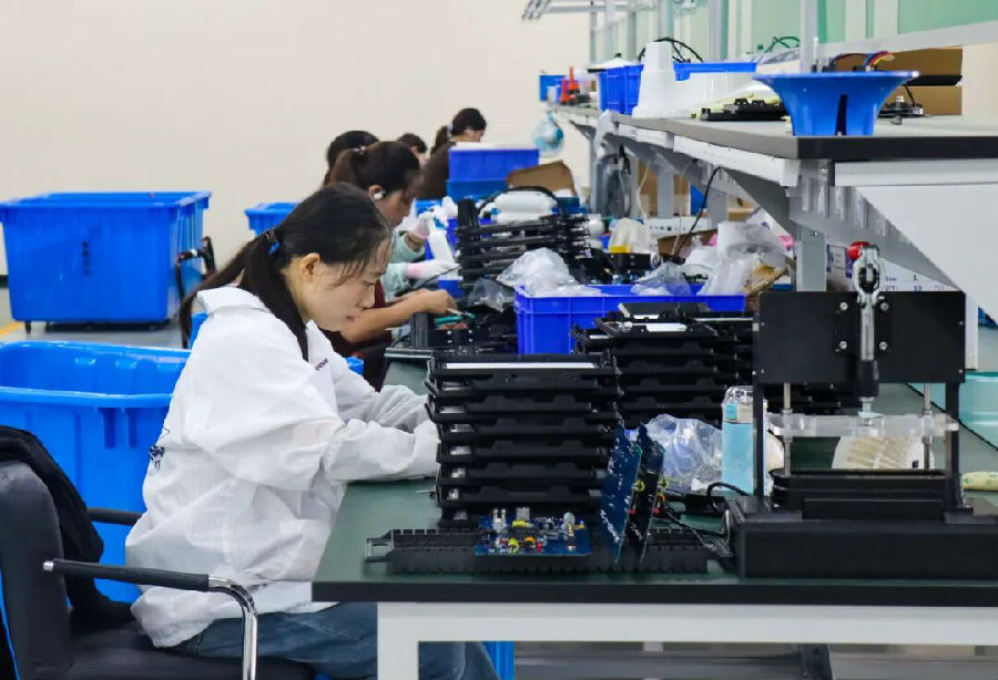 新厂区正满负荷运转（刘小莉  摄）