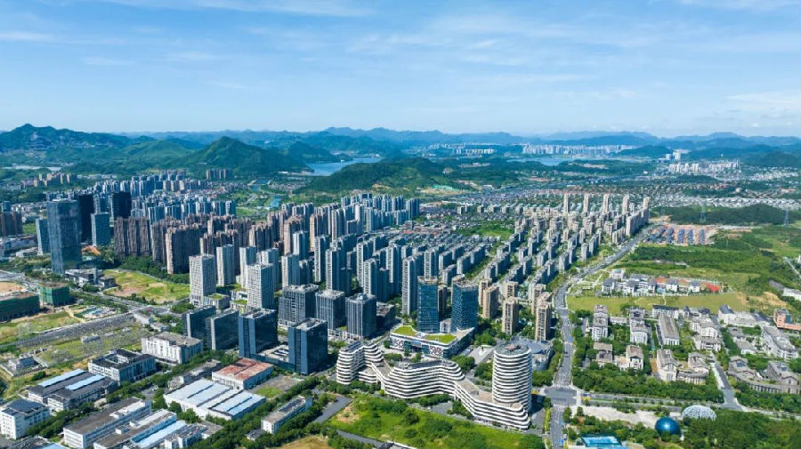 青山湖科技城一览（朱熠凡 摄）