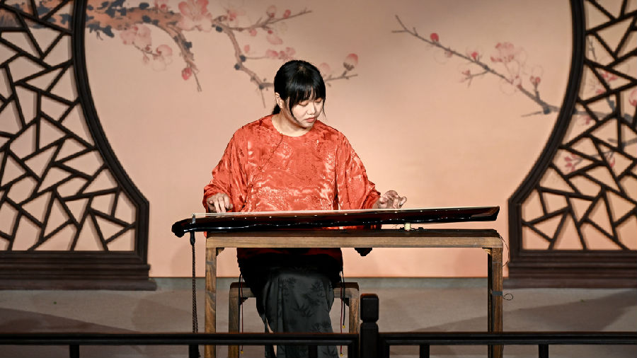 “昆曲小镇 大雅巴城”2025昆山巴城·重阳曲会活动现场(周敏杰 摄) “昆曲小镇 大雅巴城”2025昆山巴城·重阳曲会活动现场(周敏杰 摄)