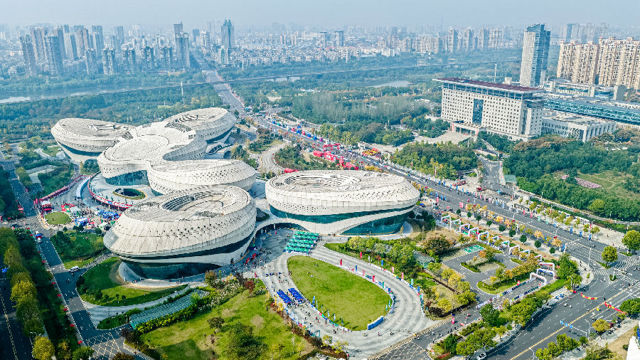 孝感市文化中心航拍图（肖萱 摄）