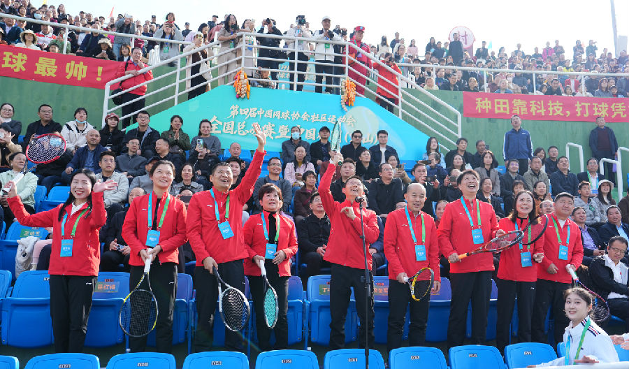 与观众互动现场（陈磊 摄）