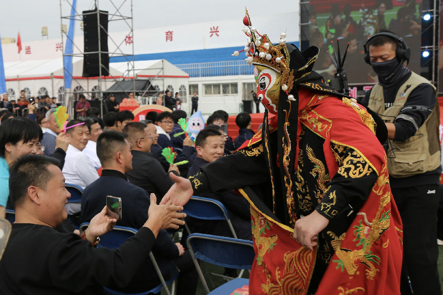 魔术表演互动现场（卢慧贤 摄）