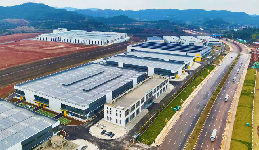 临江新区西充片区先进制造（真空）产业园一隅。（衡欢 摄）