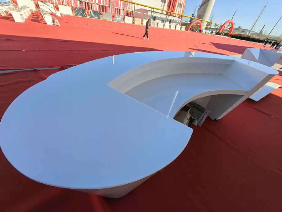 东方晶硅深加工展品 （宫立灵 摄）