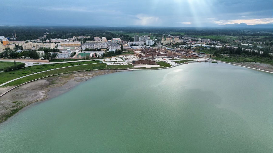 农发行克州分行投放的26000万元农田水利建设贷款建成项目 （罗刚 摄）